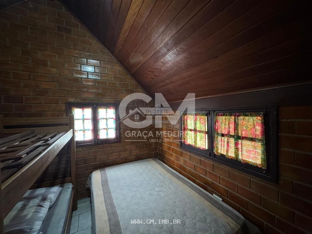 Foto de Chalé com 64 metros em condomínio Gravatá