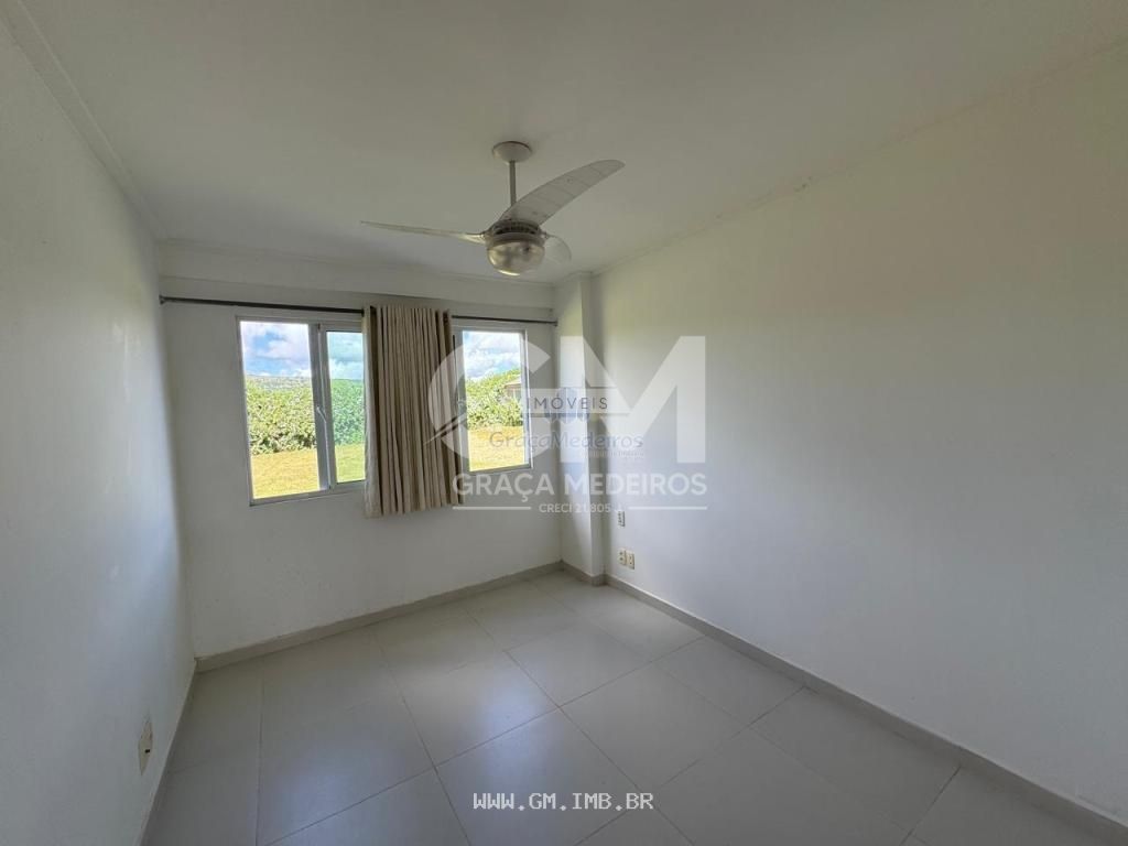 Foto de Casa com 300 metros de área construída em terreno 2.124,59 metros