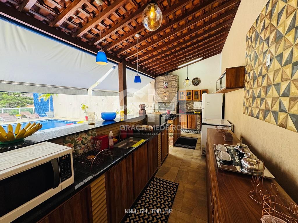 Foto de Casa em condomínio com piscina privativa