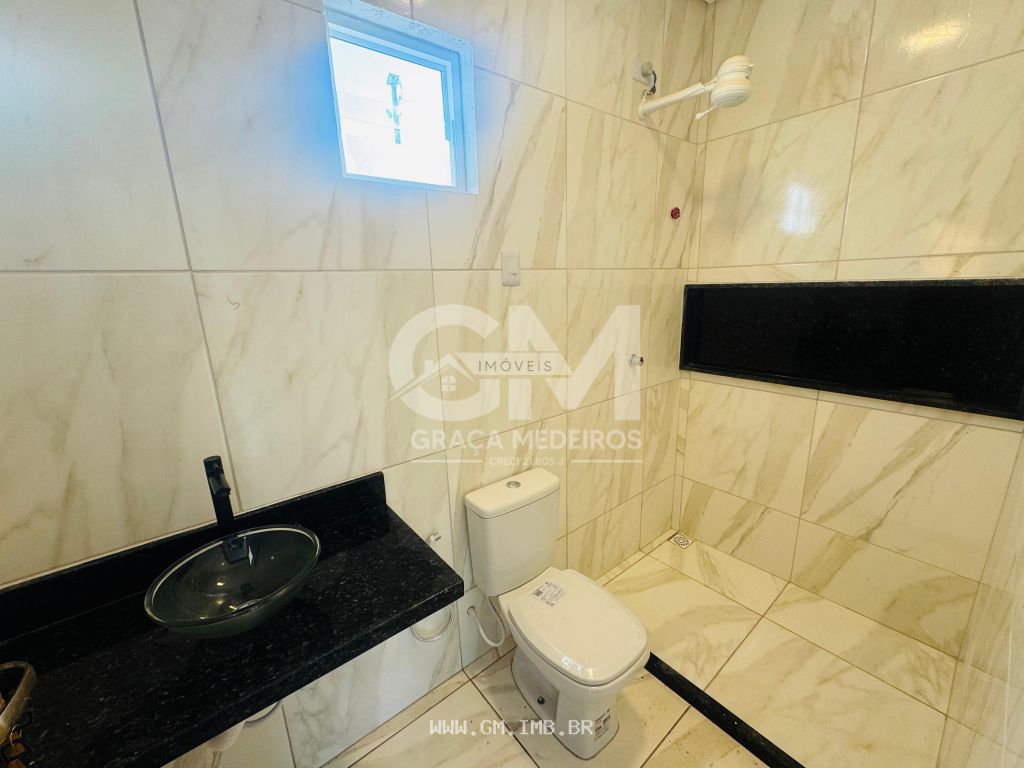 Foto de Casa com 3 quartos, espaço gourmet e piscina  