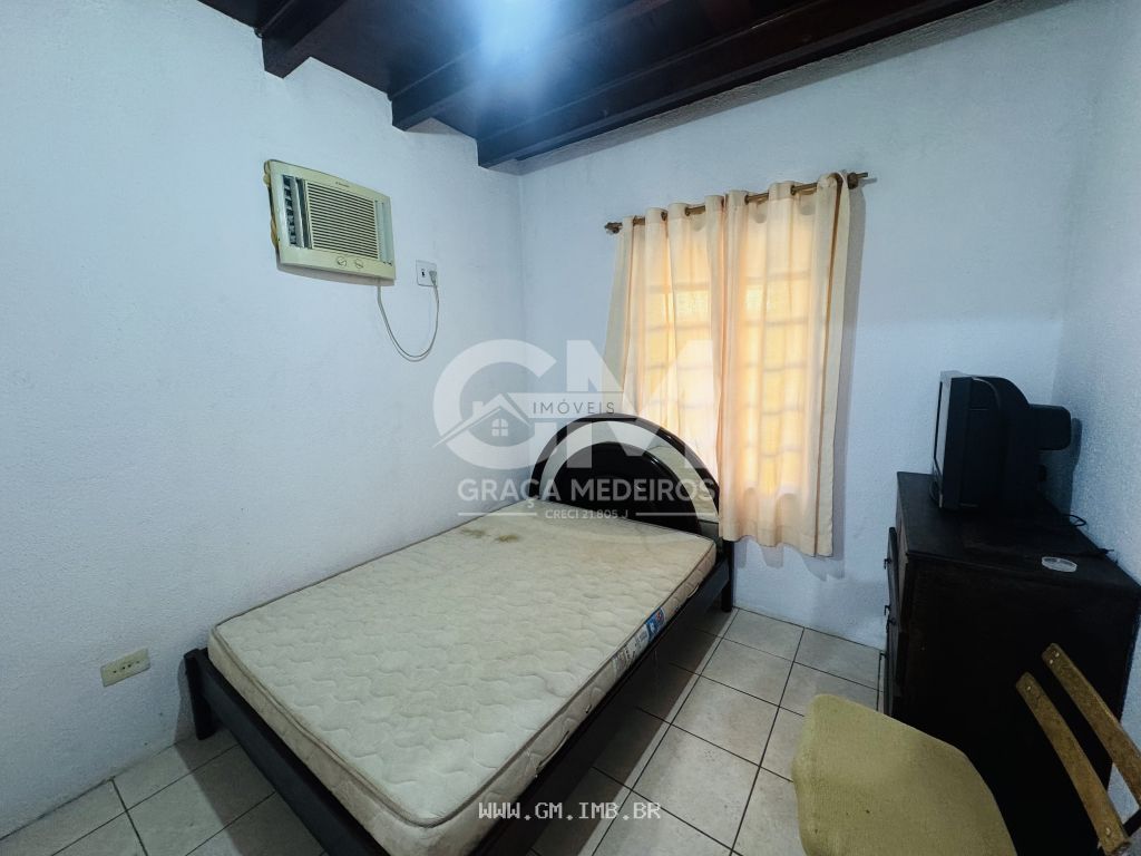 Foto de Casa com 3 quartos, espaço gourmet particular 