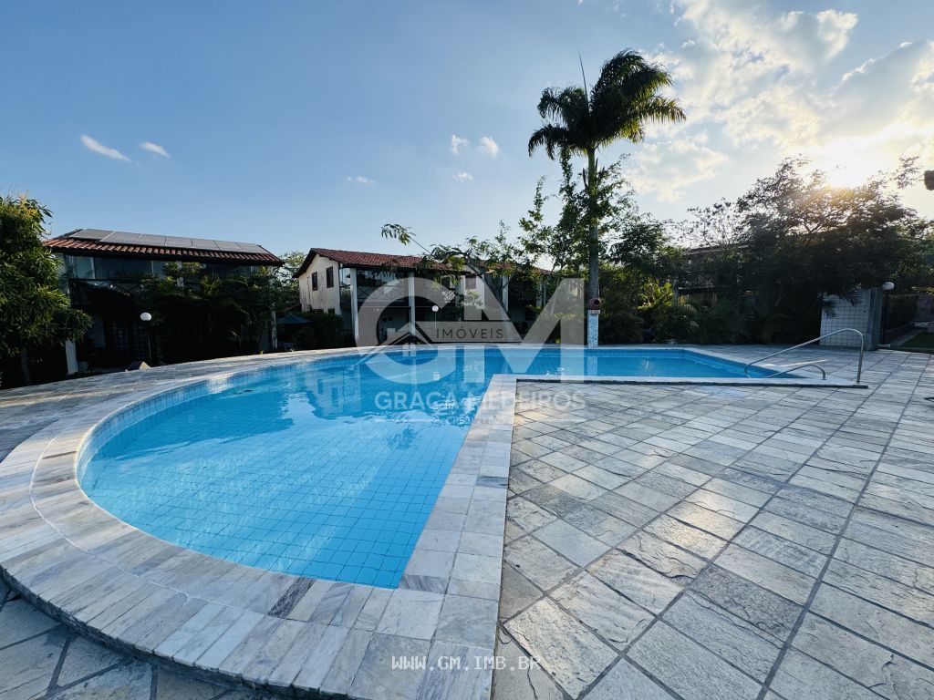 Foto de Casa com 3 quartos + dependência 