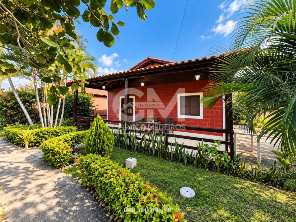 Casa térrea com 88 m², 3 quartos sendo 1 suíte 