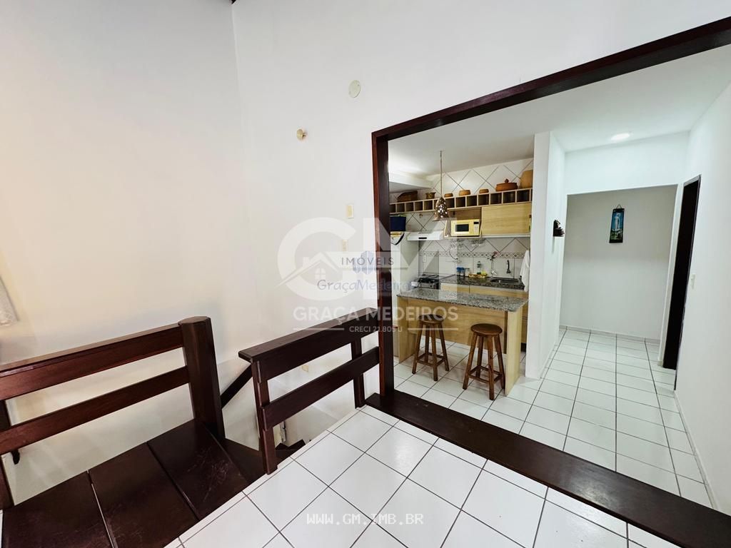 Foto de Casa com 4 quartos em condomínio com piscina aquecida