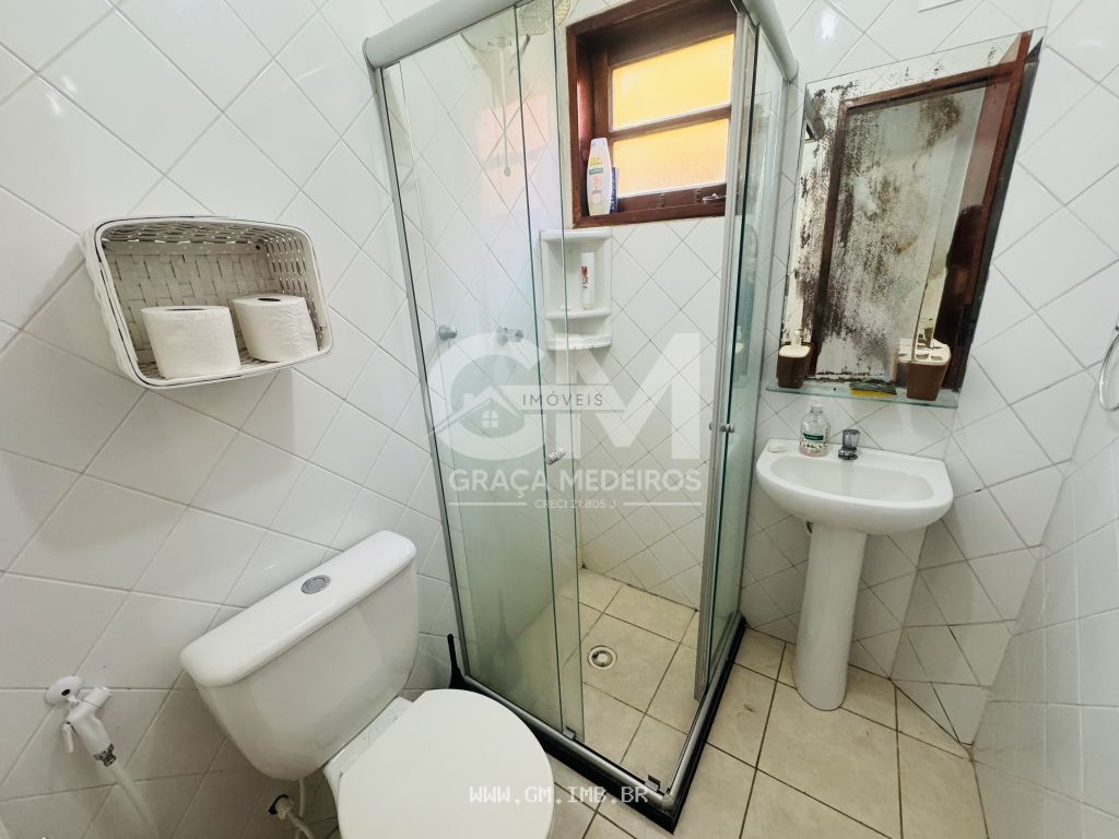 Foto de Casa com 3 quartos, espaço gourmet particular 