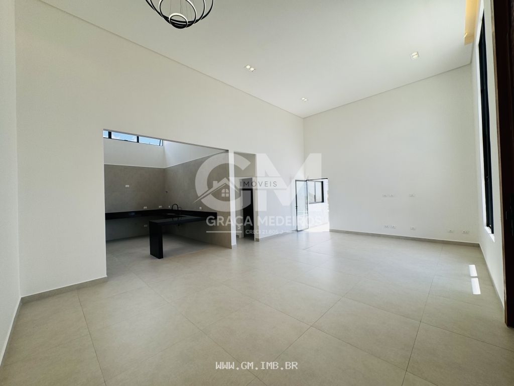 Foto de Casa com 5 suítes, piscina e espaço gourmet