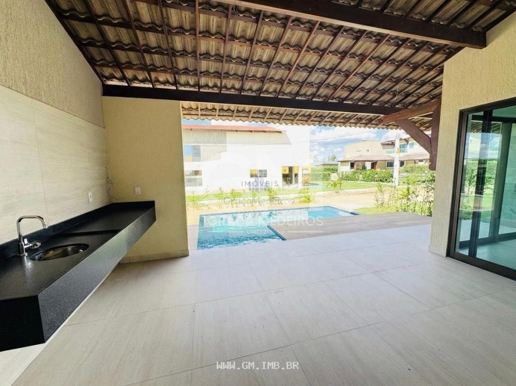 Foto de Casa nova com 4 quartos em condomínio 