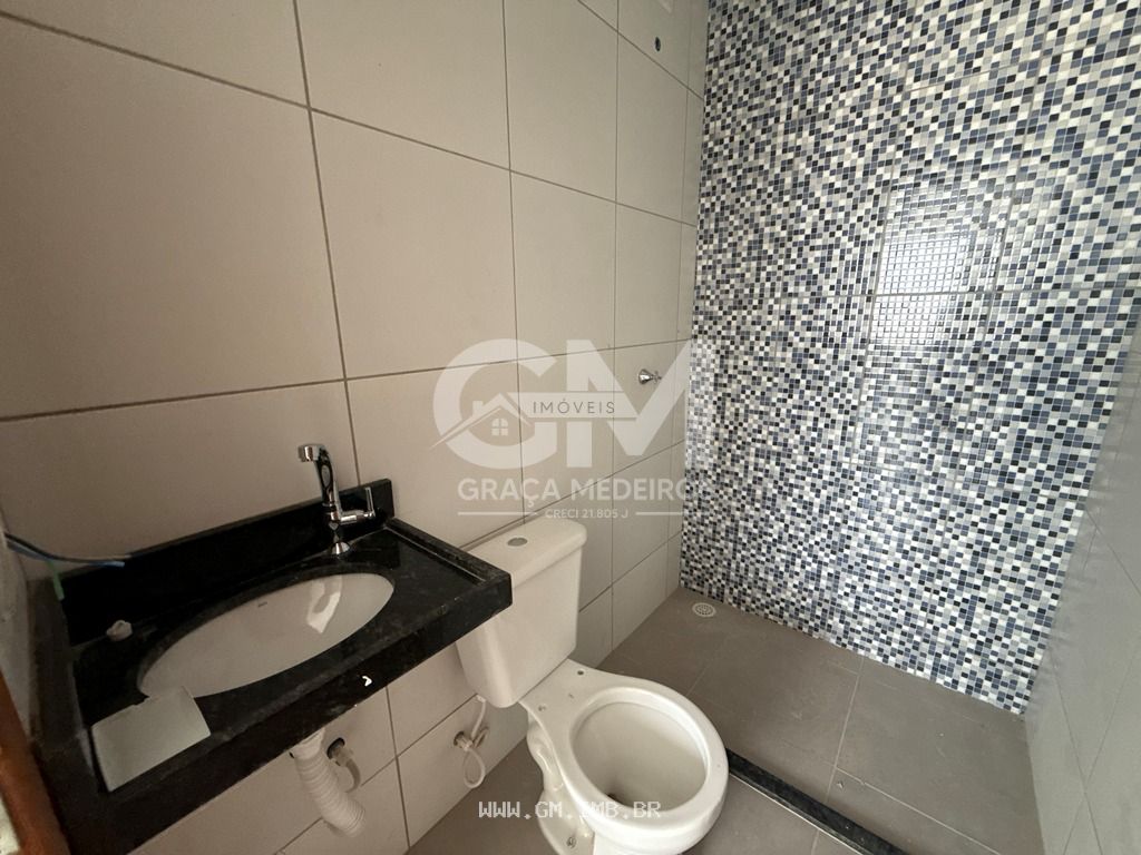 Foto de Casa com 2 quartos, sendo 1 suíte com 50 metros