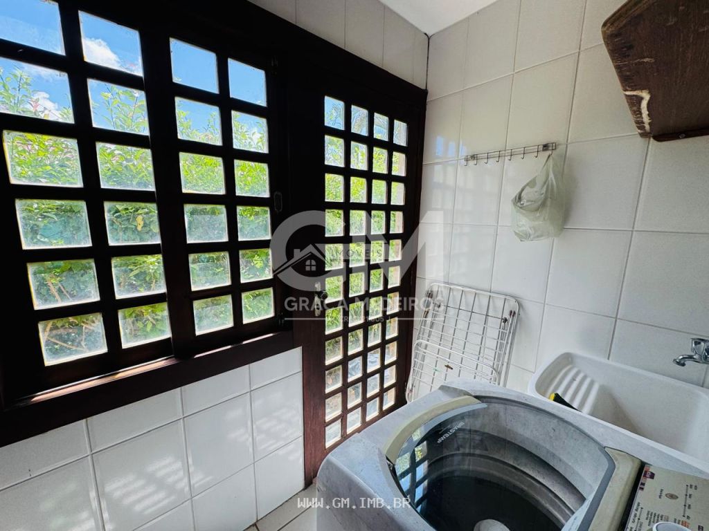 Foto de Casa exclusiva em condomínio com lago ás margens da BR 232
