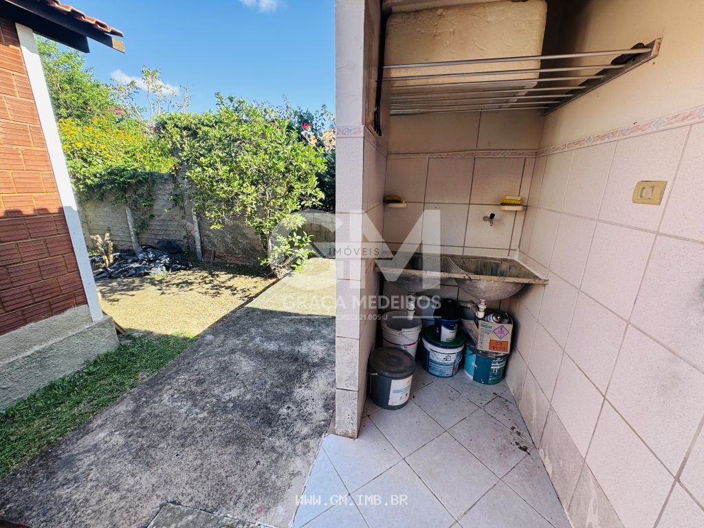 Foto de Casa térrea com 88 m², 3 quartos sendo 1 suíte 