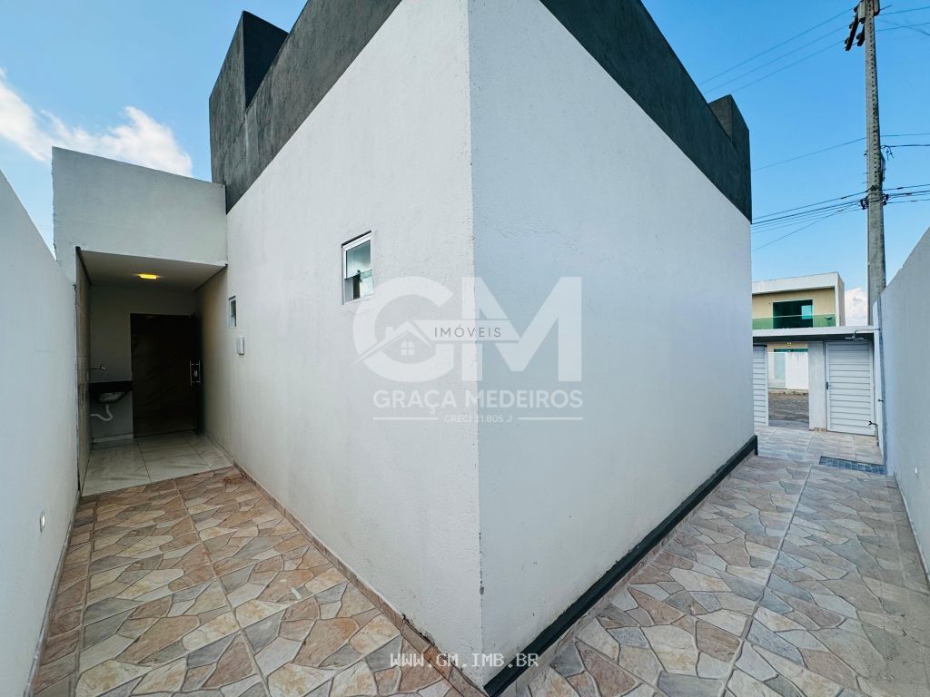 Foto de Casa com piscina com espaço gourmet