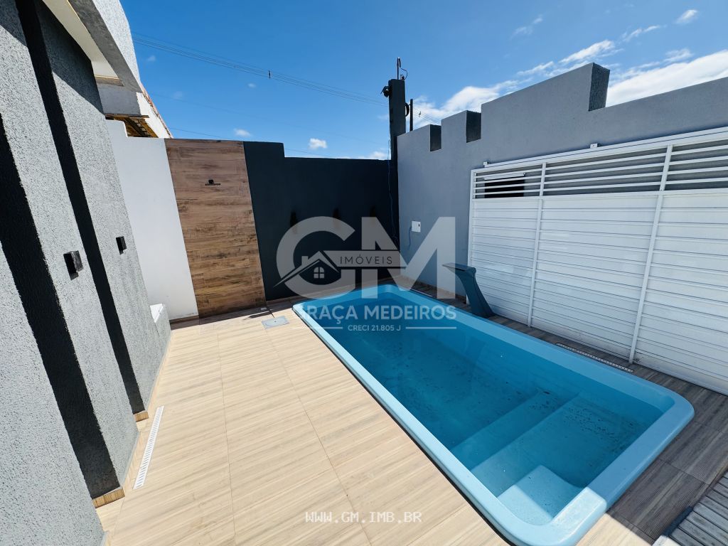 Foto de Casa nova com 135 m², piscina e terraço gourmet 