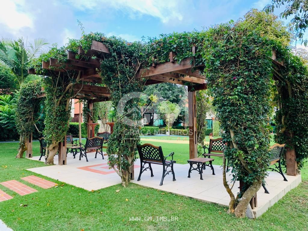 Foto de Casas espaçosa com 5 quartos em condomínio 