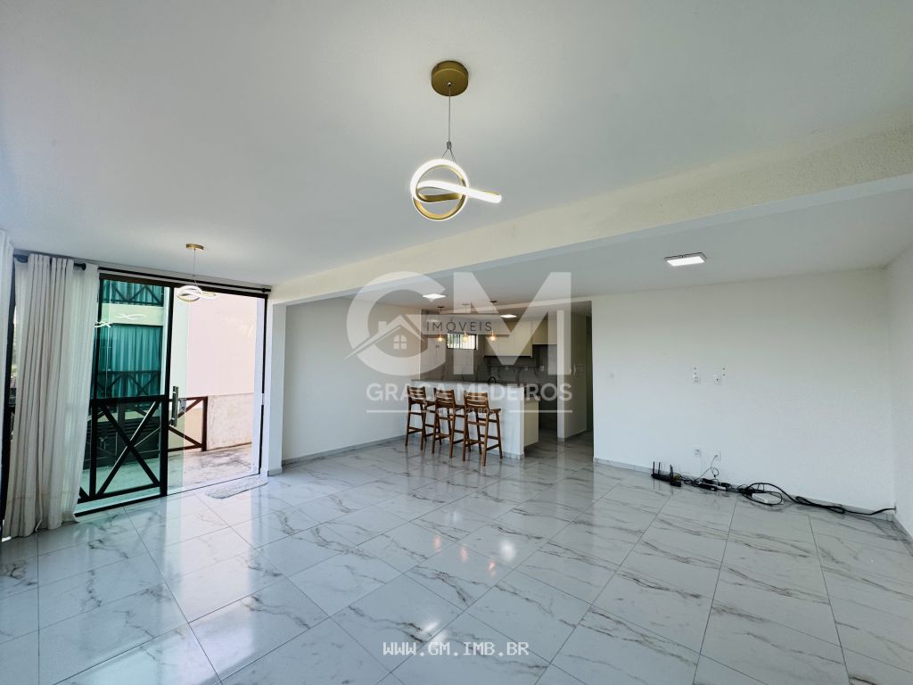 Foto de Casa com vista panorâmica em condomínio 