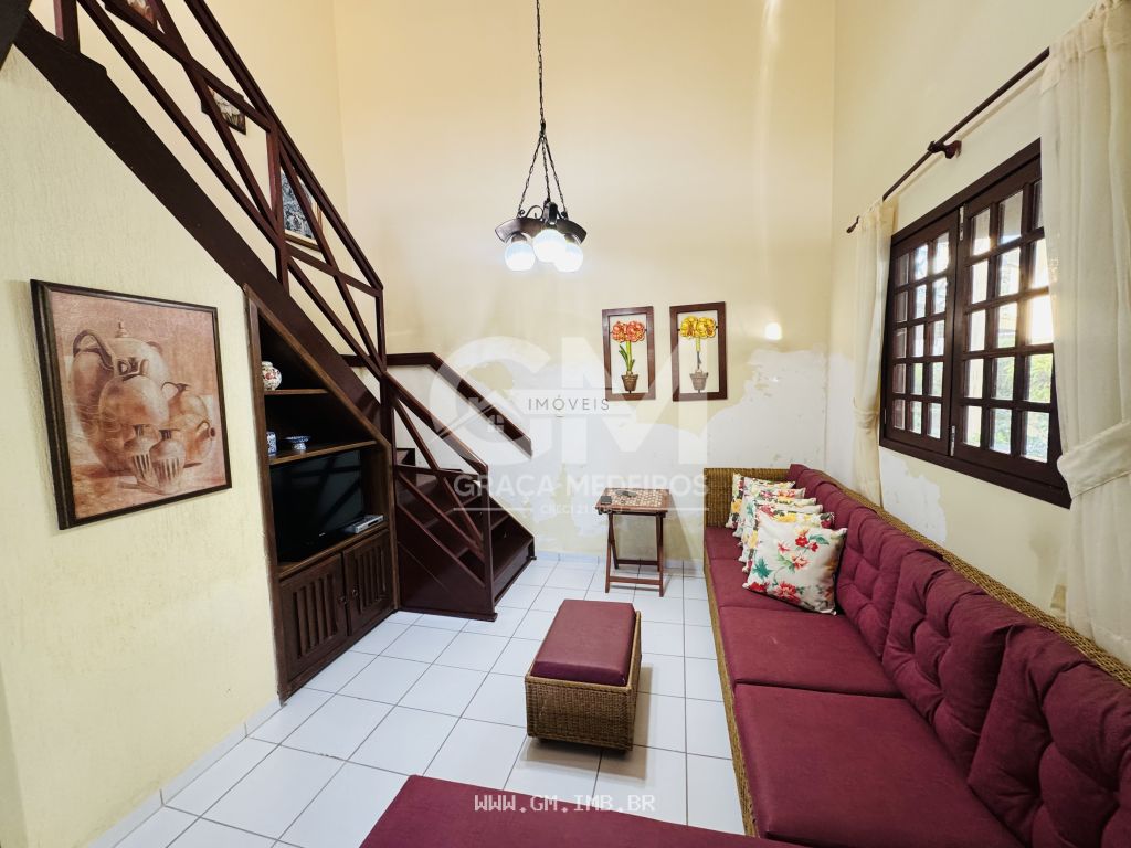 Foto de Casa com 3 quartos + dependência 