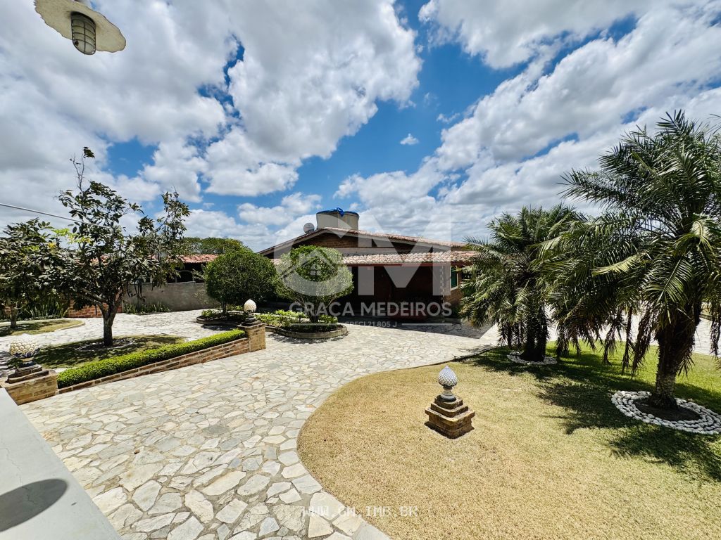Foto de Excelente chácara com 4.000 m², a apenas 400 metros da pista!