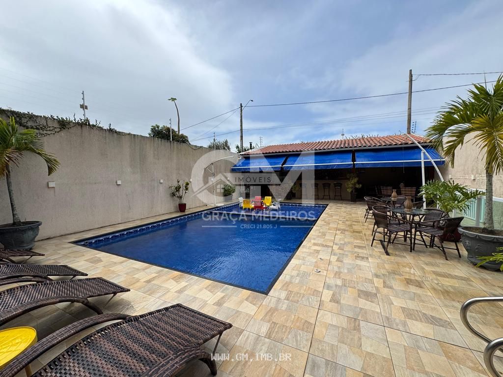 Foto de Casa em condomínio com piscina privativa