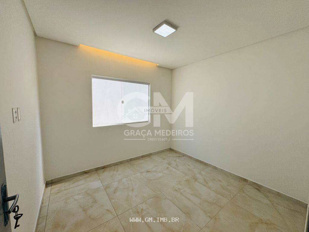 Foto de Casa nova com 135 m², piscina e terraço gourmet 