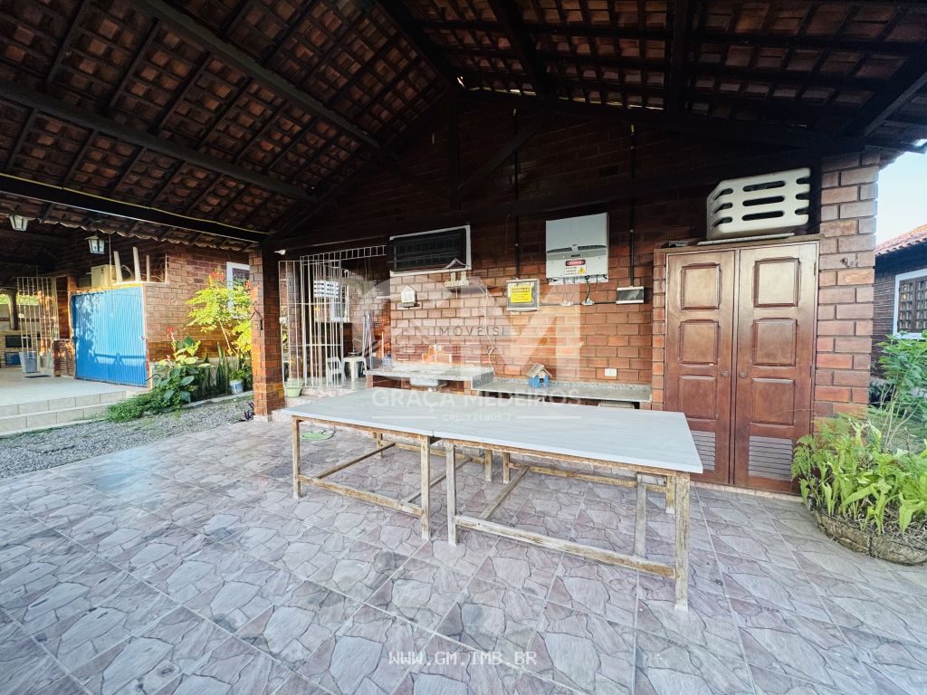 Foto de Casa térrea com 3 quartos em condomínio 