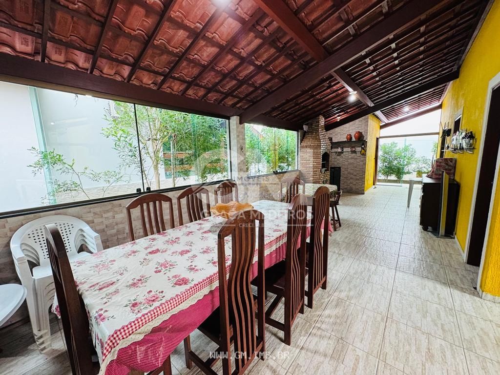 Foto de Casa com 398 metros em condomínio, localizado ás margens da BR 232