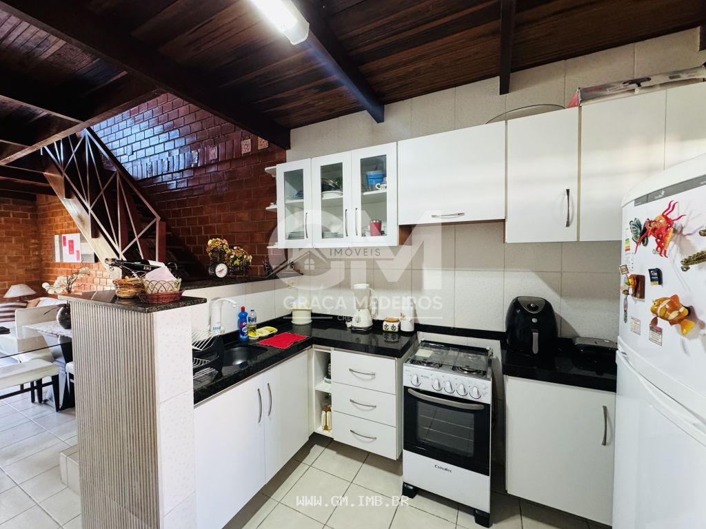 Foto de Chalé com 4 quartos sendo 3 suítes 