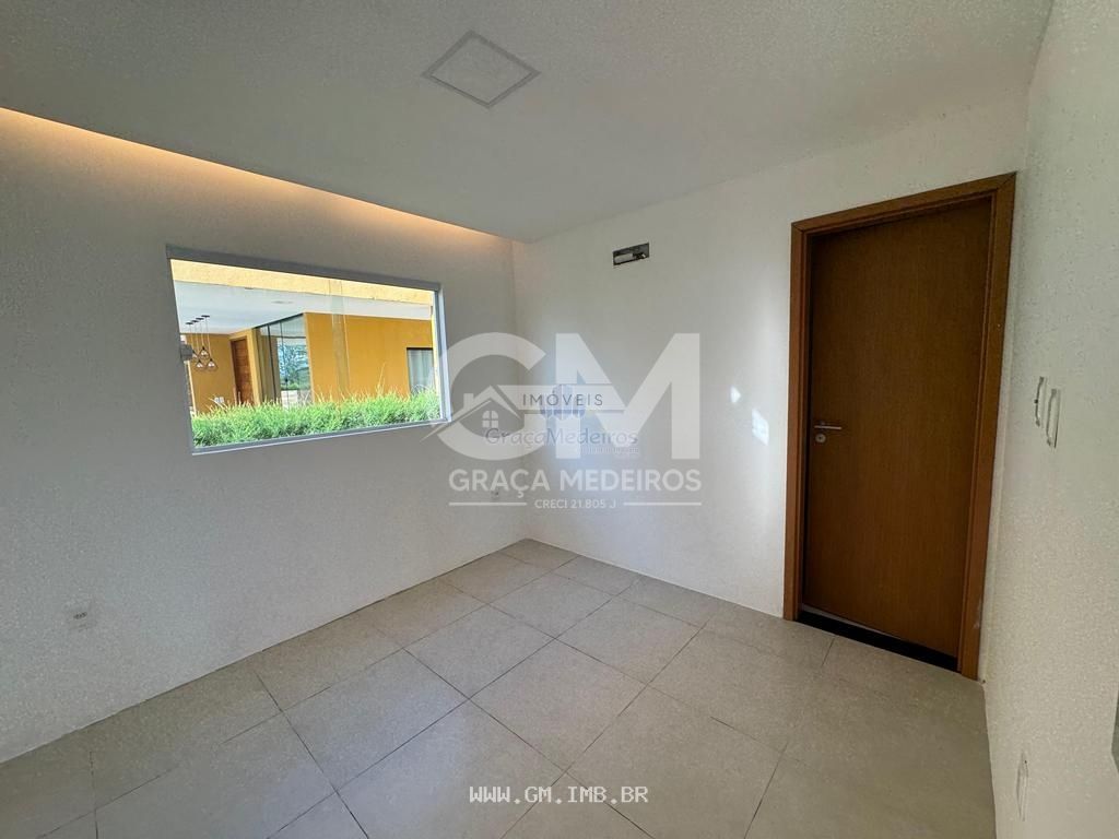 Foto de Casa nova com 4 suítes em condomínio fechado 