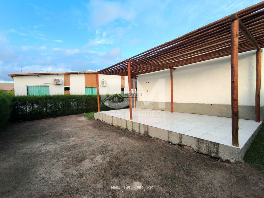 Foto de Casa térrea em condomínio próximo a BR 232