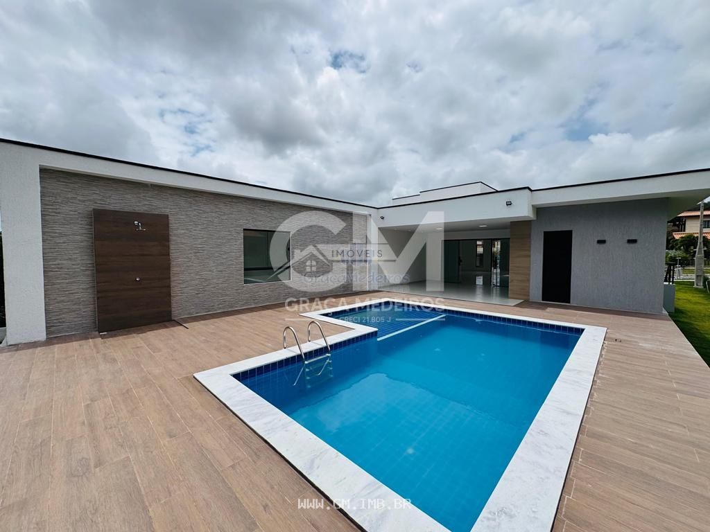 Foto de Casa nova em condomínio de alto padrão