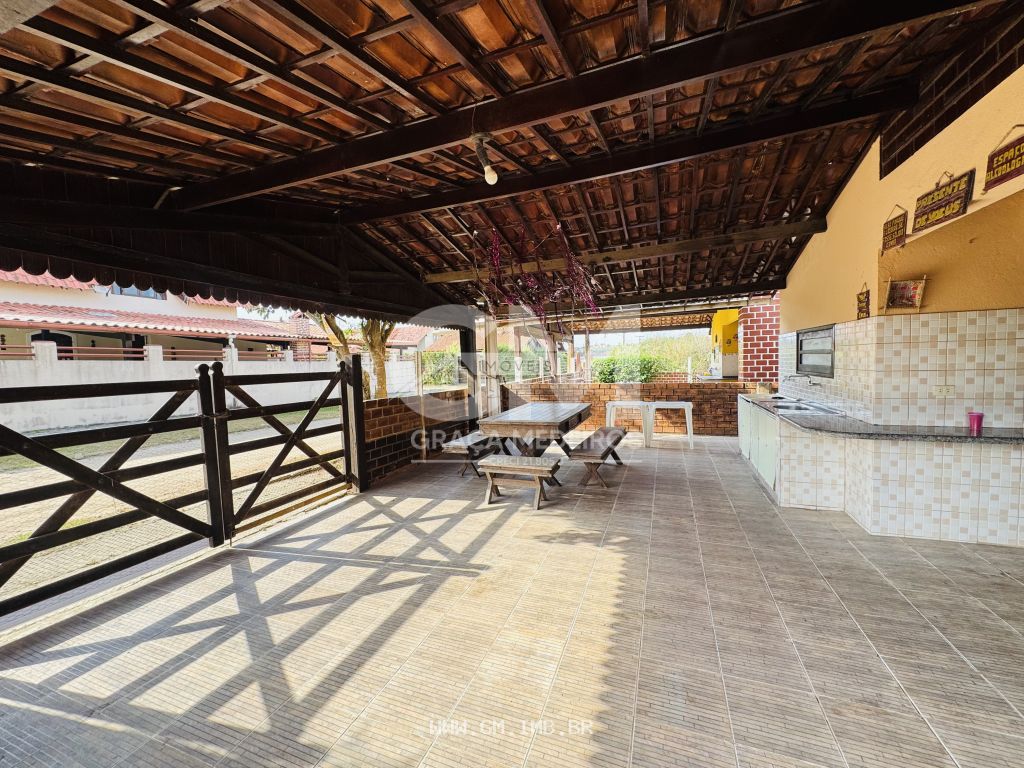 Foto de Casa com 3 quartos, espaço gourmet particular 