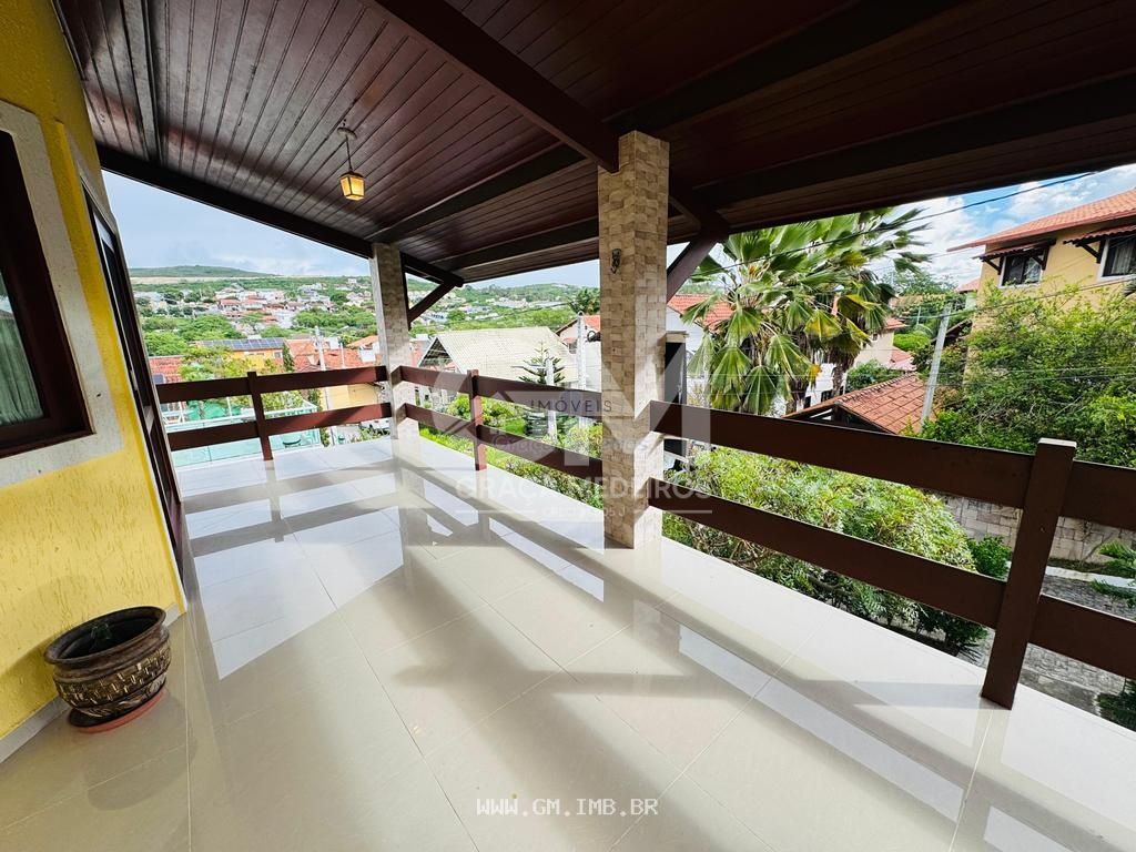 Foto de Casa com 398 metros em condomínio, localizado ás margens da BR 232