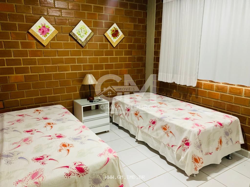 Foto de Casas com 4 quartos em condomínio em Gravatá