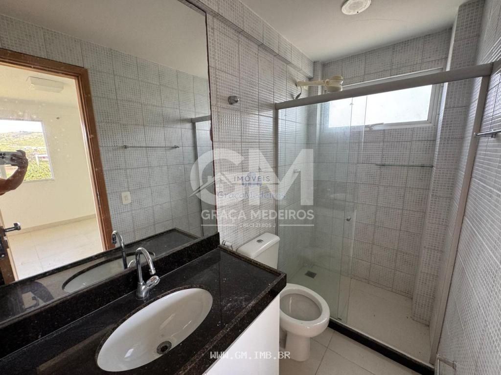 Foto de Casa com 300 metros de área construída em terreno 2.124,59 metros