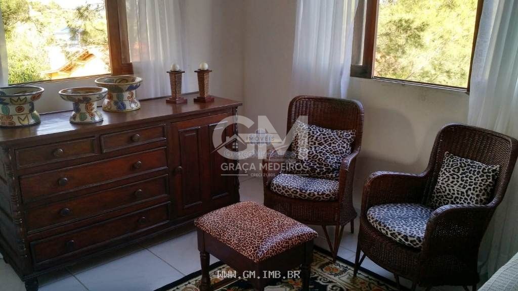 Foto de Casa edifica em terreno com 1.100 metros em Gravatá-PE