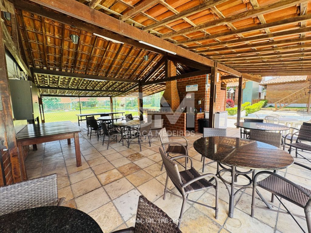 Foto de Casa com 4 quartos sendo 2 suítes 
