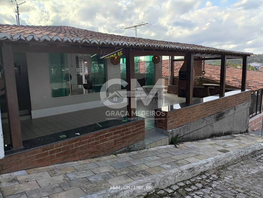 Foto de Casa em condomínio a margens da pista local