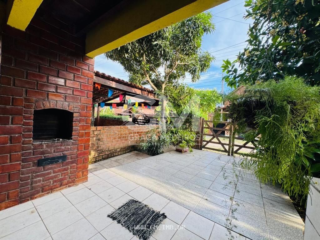 Foto de Casa com 3 quartos em condomínio 