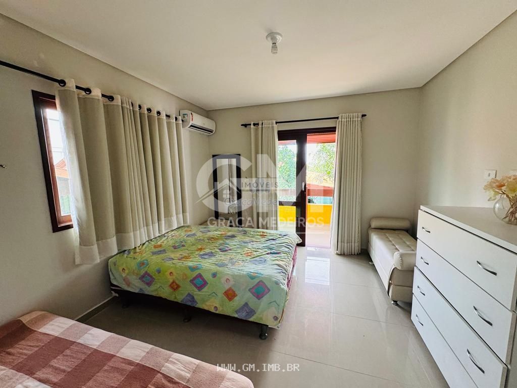 Foto de Casa com 398 metros em condomínio, localizado ás margens da BR 232