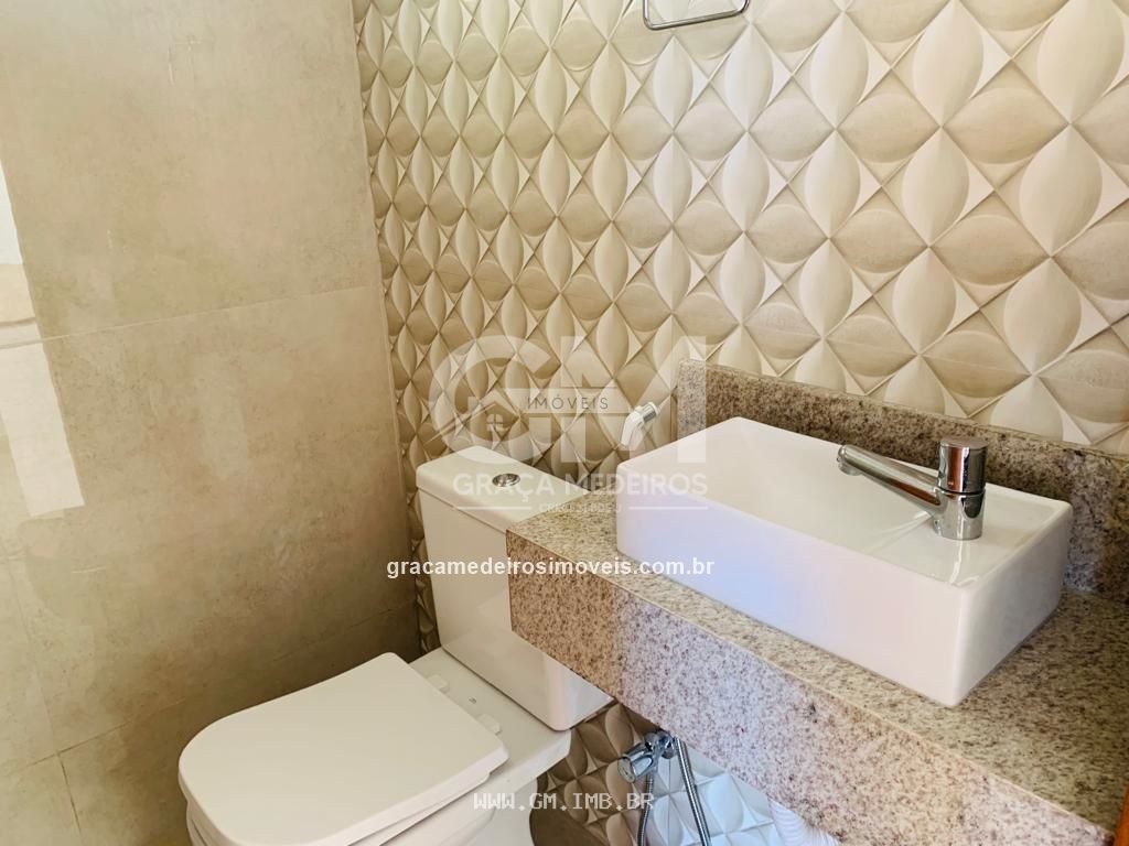 Foto de Casas com 5 quartos em condomínio em Gravatá