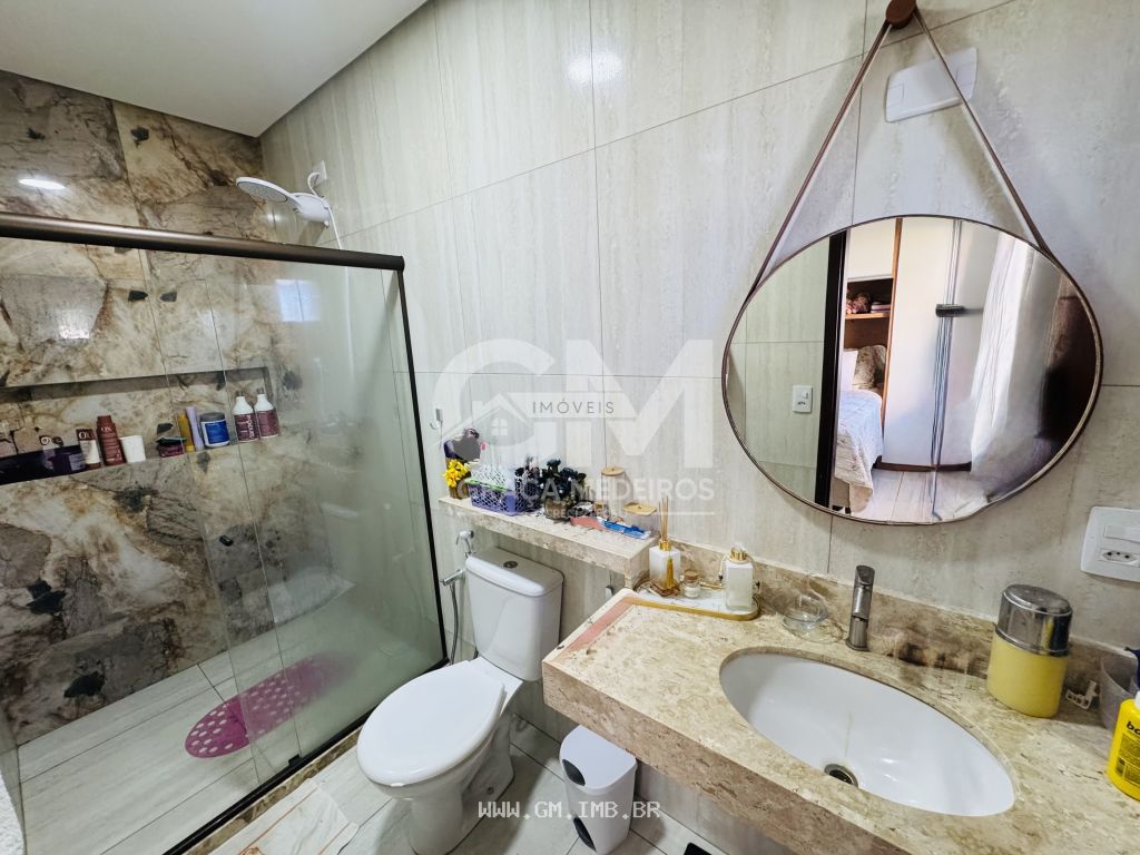 Foto de Casa térrea em condomínio com terraço gourmet