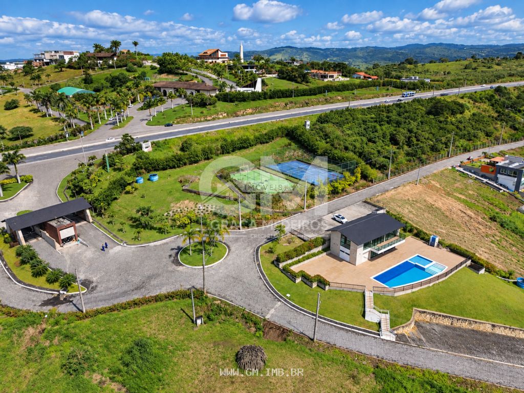 Foto de Lote e vista panorâmica em Gravatá-PE