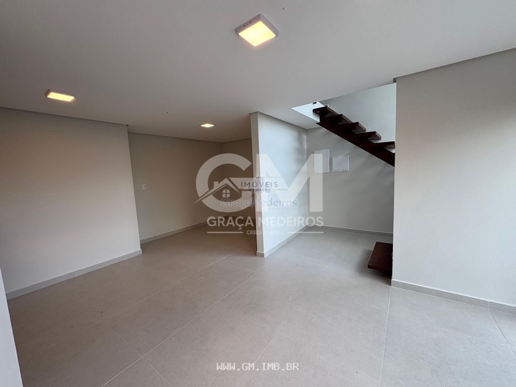 Foto de Casa com 5 suítes no condomínio Gravatá Country
