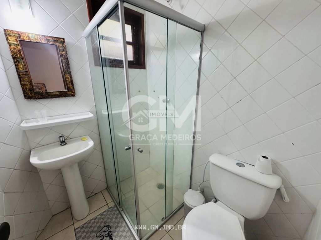 Foto de Casa com 4 quartos sendo 2 suítes