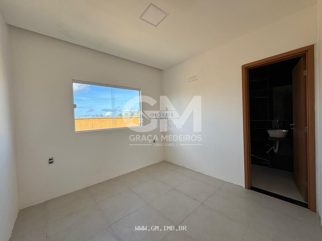 Foto de Casa nova com 4 suítes em condomínio fechado 