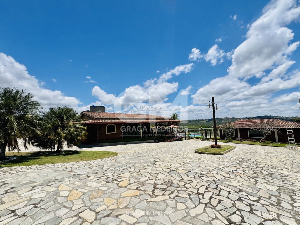 Foto de Excelente chácara com 4.000 m², a apenas 400 metros da pista!