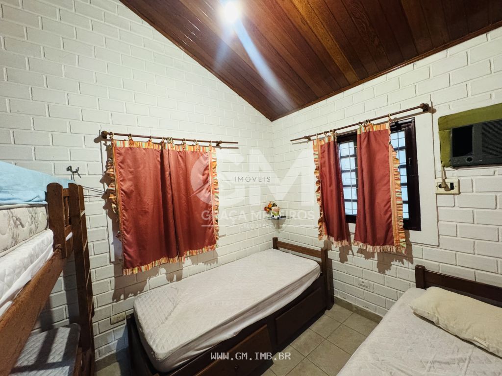 Foto de Casa térrea com 3 quartos em condomínio 