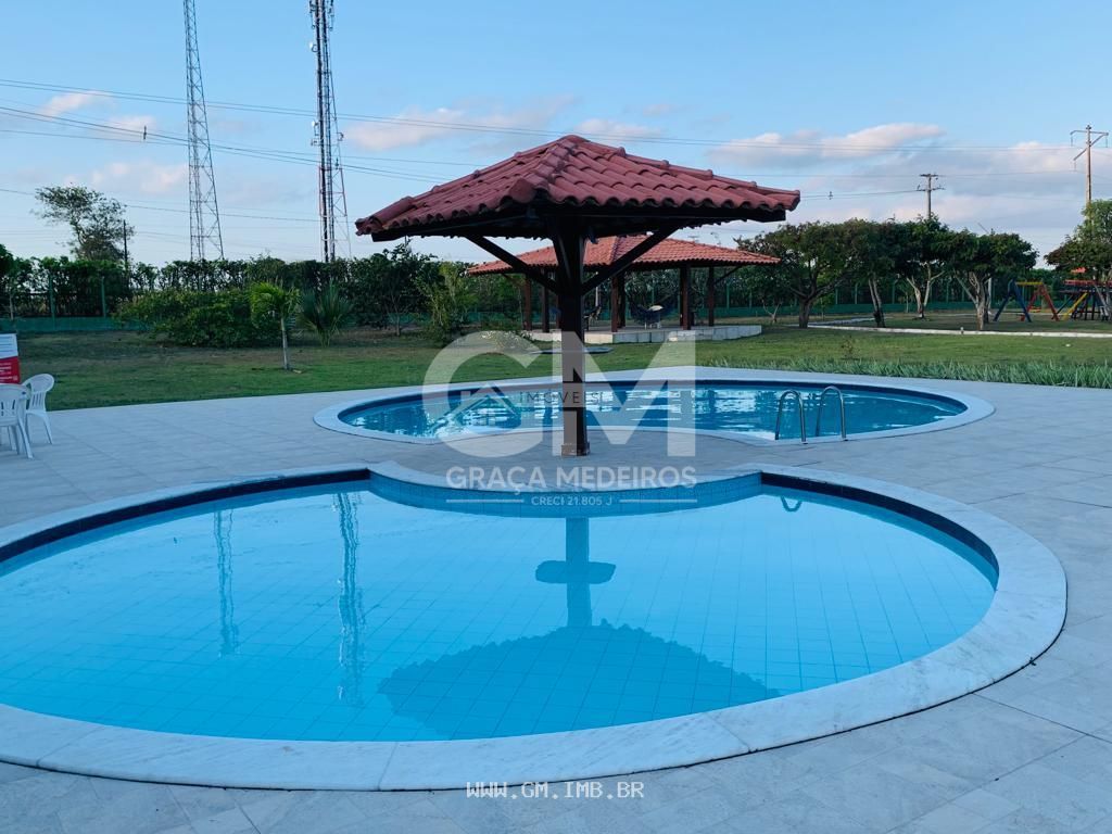 Foto de Casa com 5 quartos, terreno com 1.000 m² 