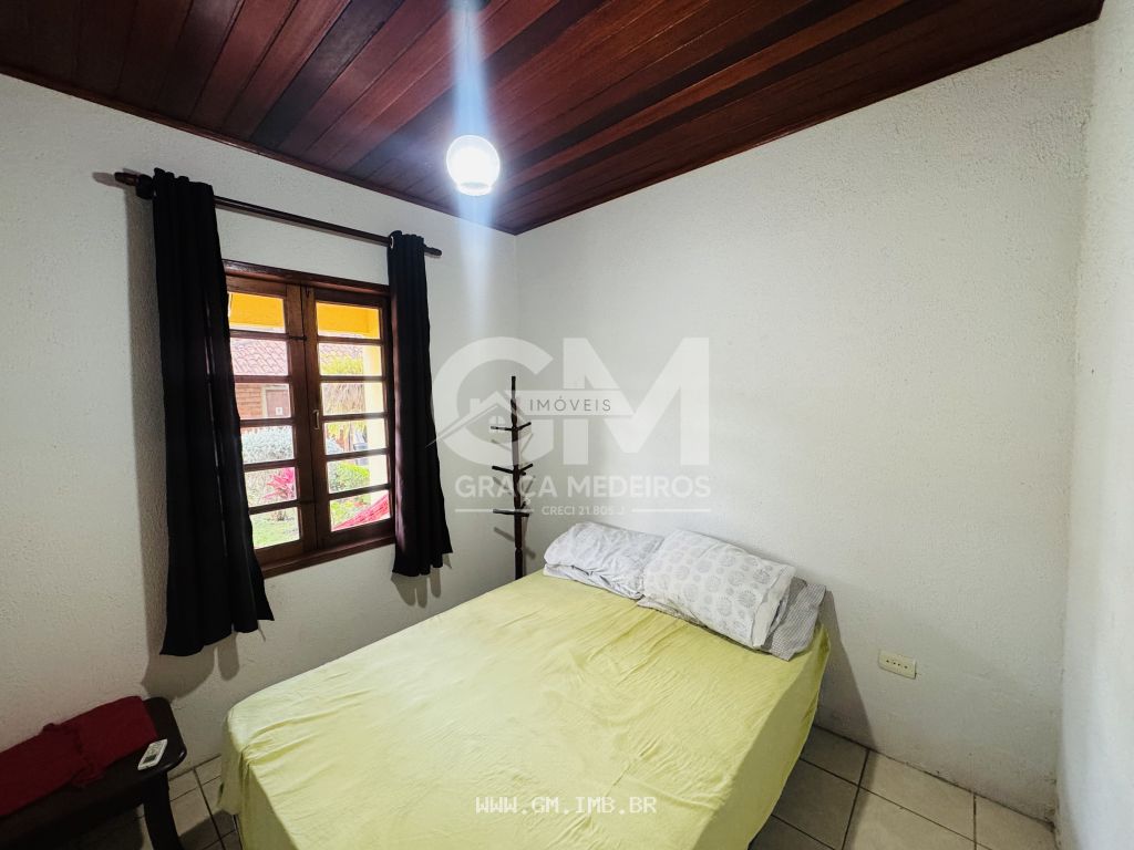 Foto de Casa com 4 quartos sendo 2 suítes
