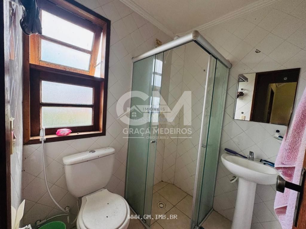 Foto de Casa com 3 quartos em condomínio 