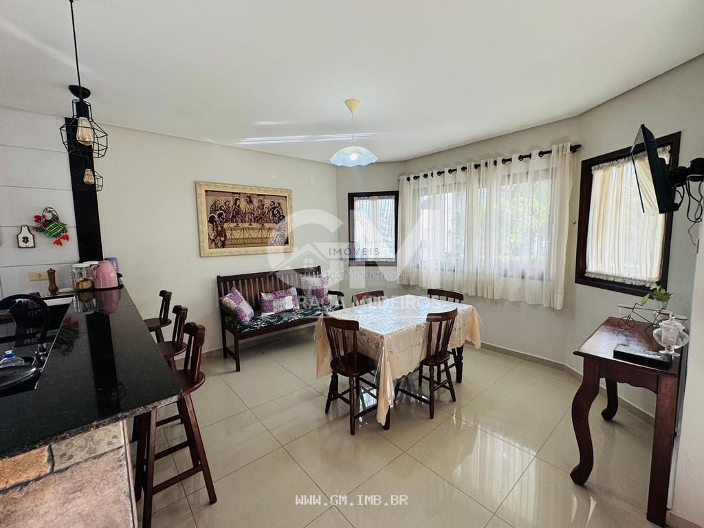Foto de Casa com 398 metros em condomínio, localizado ás margens da BR 232