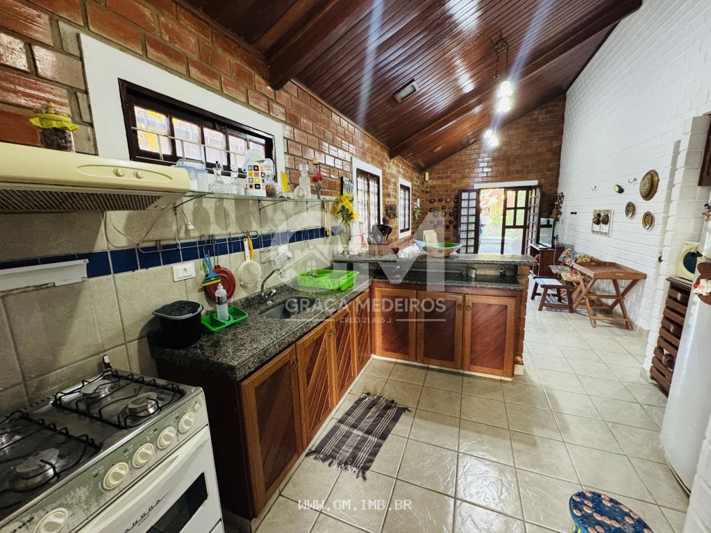 Foto de Casa térrea com 3 quartos em condomínio 